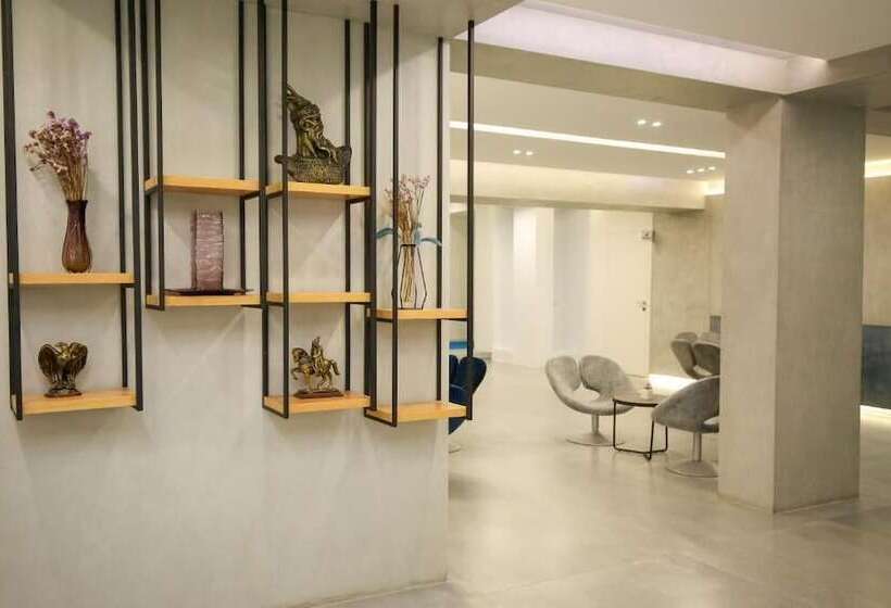酒店 Vlora International