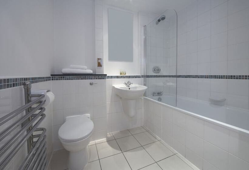 Marlin Apartments Commercial Road   Limehouse