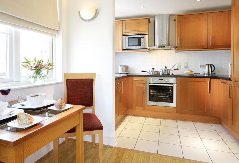 Marlin Apartments London City   Queen Street