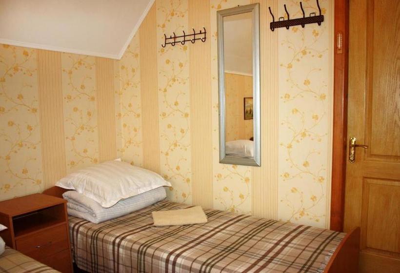 فندق صغير Inn Khlibodarskiy
