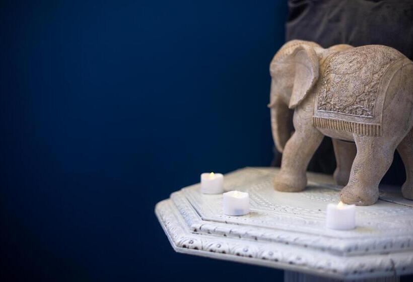 ホテル Karma Salford Hall