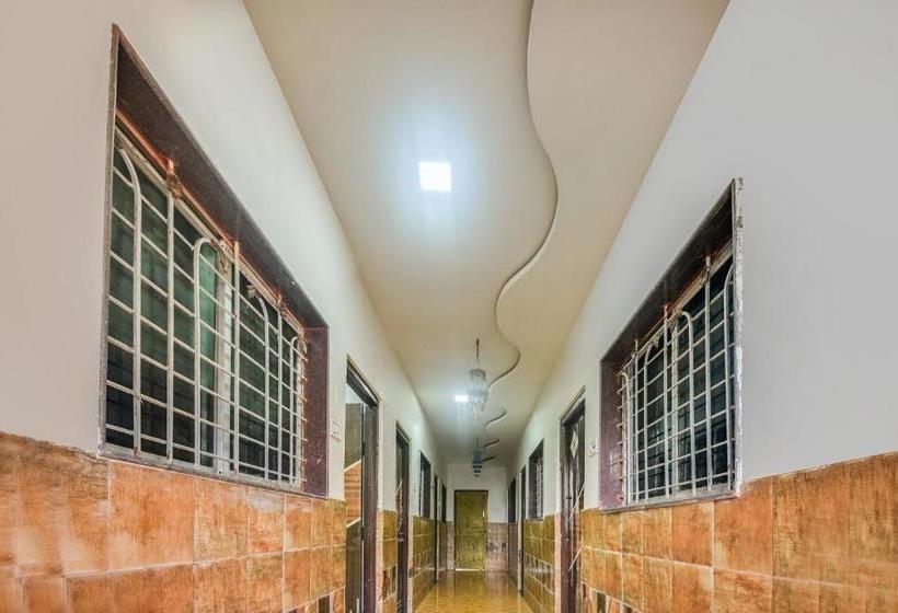 호텔 Spot On 67523 Balaji Guest House
