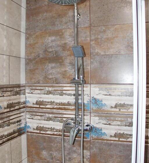 Molex Apartments 3
