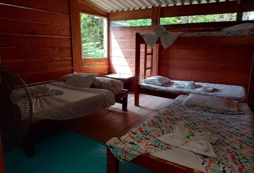 پانسیون Casa Hostal Playa Coral