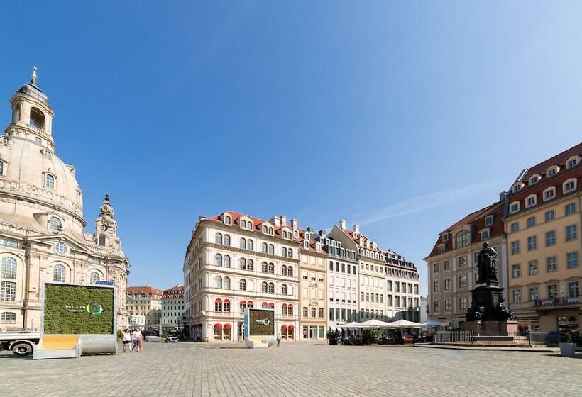 Aparthotel Neumarkt