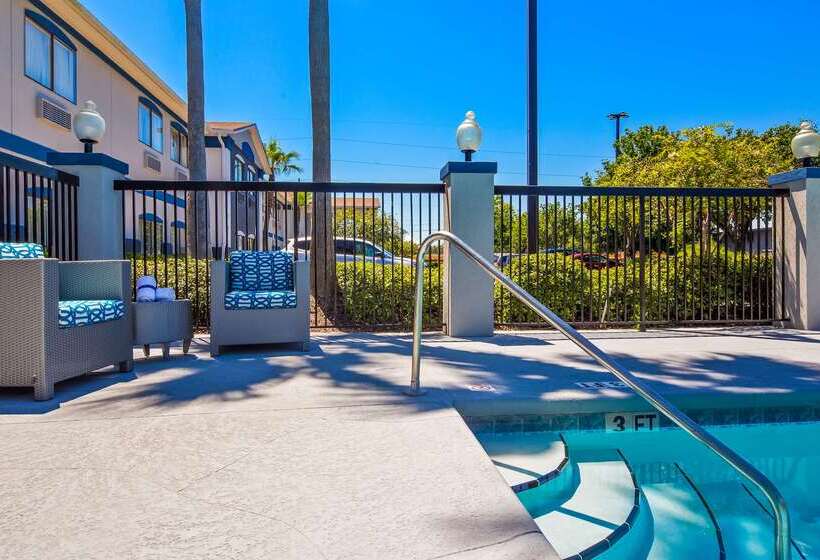 فندق Best Western Mayport Inn & Suites