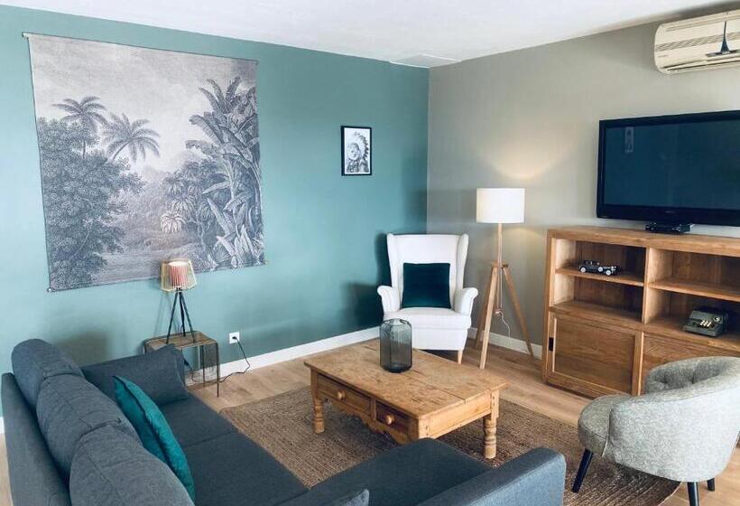 ホテル Le Jas De Joucas Hôtel Restaurant