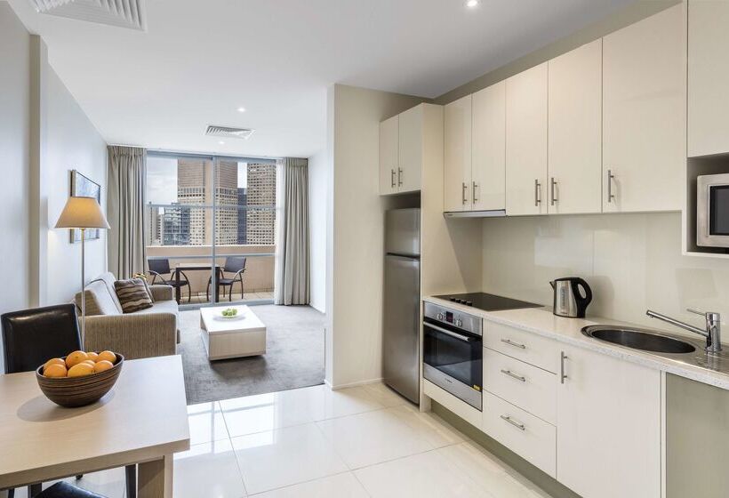 فندق Oaks Melbourne On Lonsdale Suites