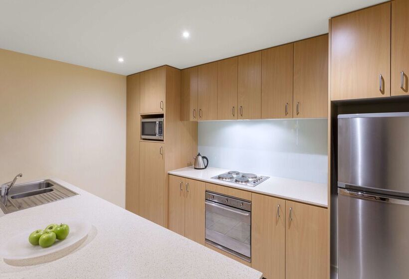 فندق Oaks Melbourne On Lonsdale Suites