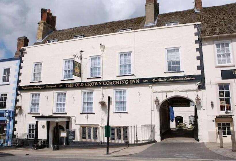 ホテル The Old Crown Coaching Inn