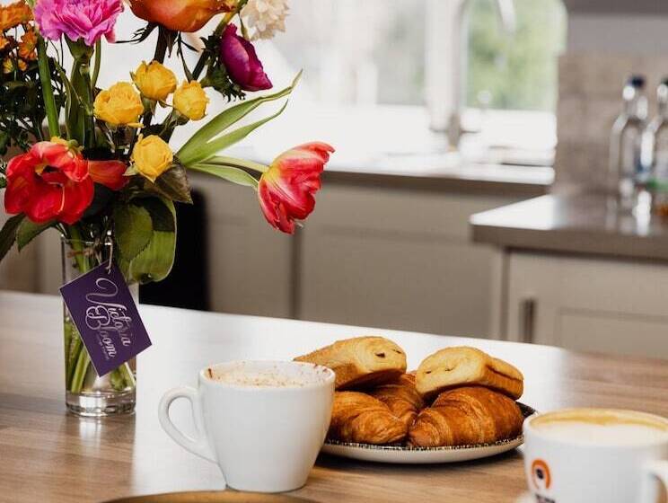 ホテル The Tower Gastro Pub & Apartments