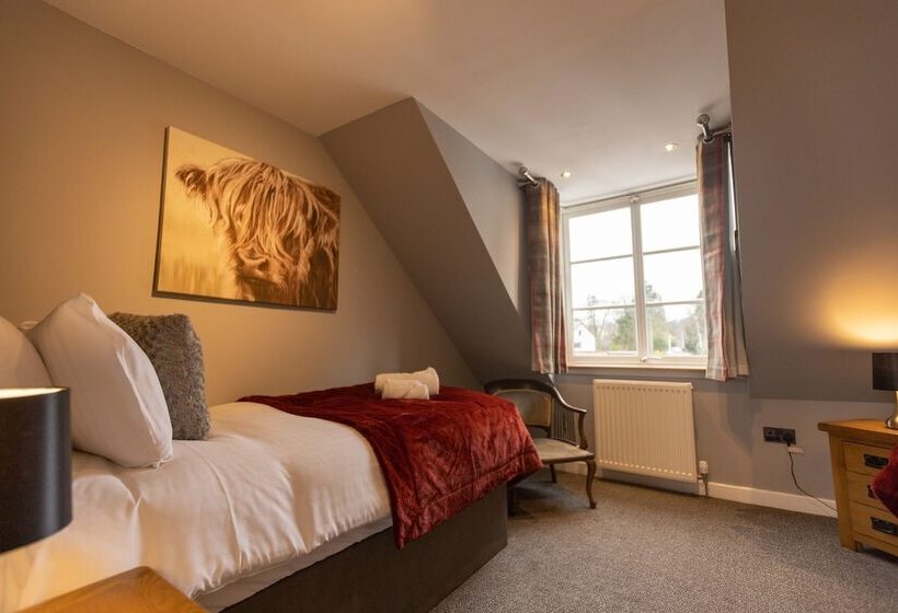 ホテル The Tower Gastro Pub & Apartments