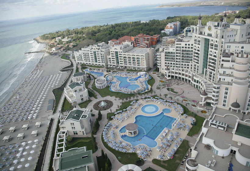 Sunset Resort