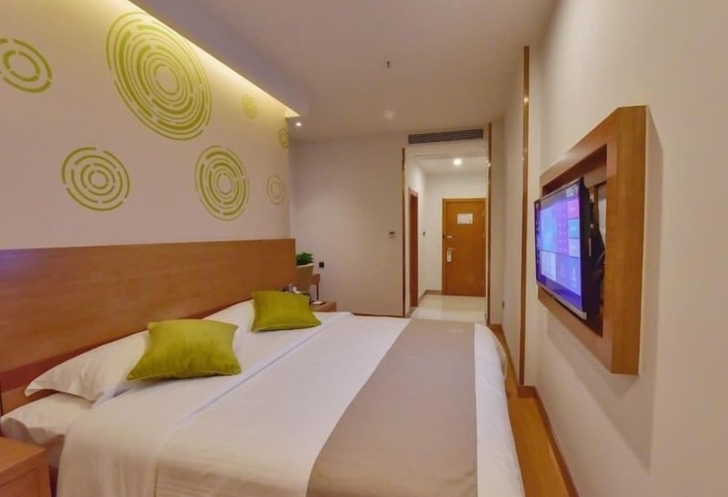 Hotel Greentree Inn Huanggang Qichun County Ouyada Square Express