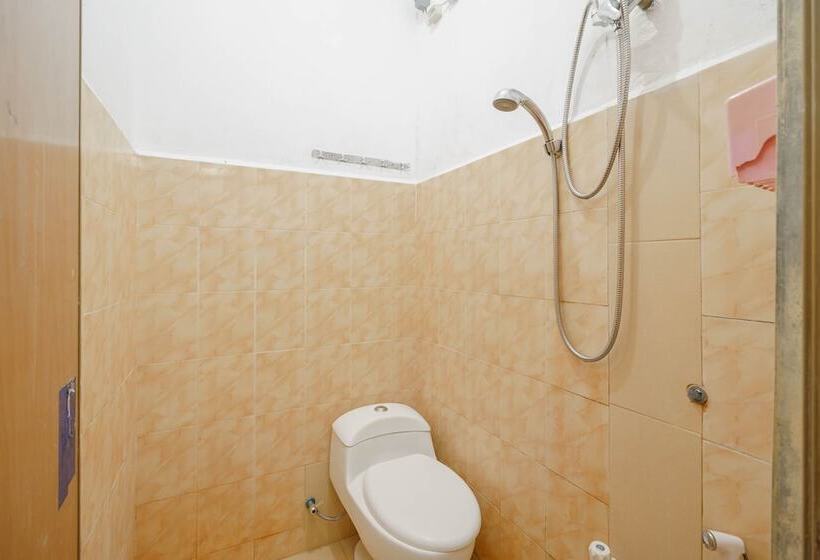 پانسیون Reddoorz Near Watervang Lubuk Linggau 2