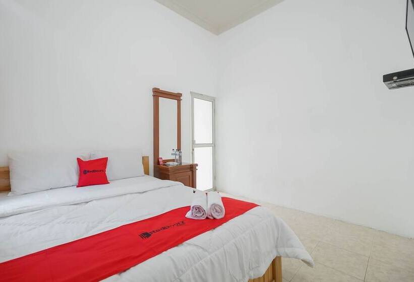 پانسیون Reddoorz Near Watervang Lubuk Linggau 2