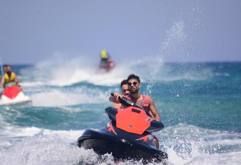 هتل Aeolos Beach Resort