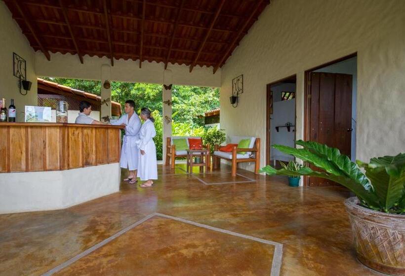 Casa Luna Hotel & Spa