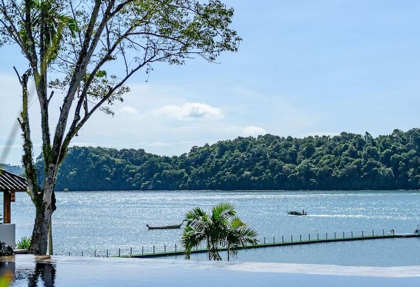 فندق Chandara Resort & Spa Phuket