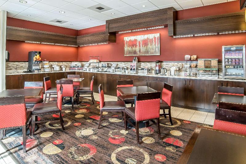 Отель Comfort Inn & Suites Gateway To Glacier National Park