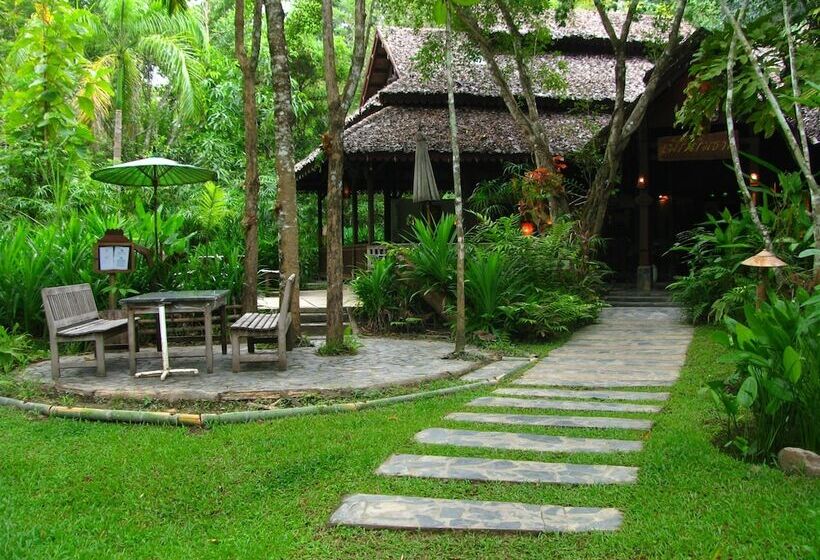 هتل Fern Resort Mae Hong Son