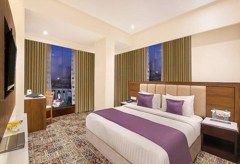 فندق Hrj Sarovar Portico Indore