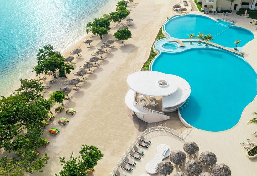 هتل Iberostar Waves Rose Hall Beach