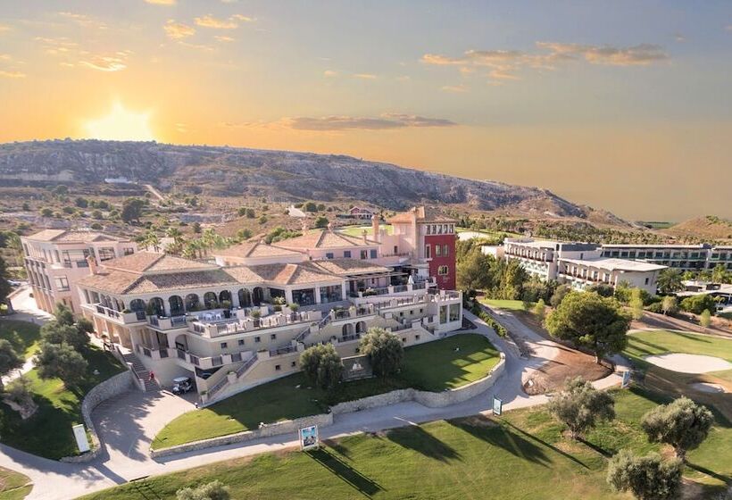 هتل La Finca Resort