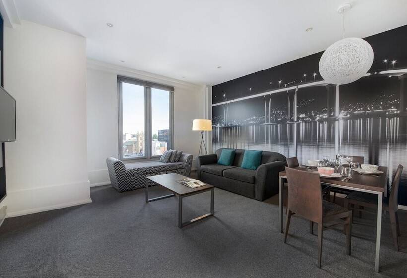 هتل Mantra One Sandy Bay Road