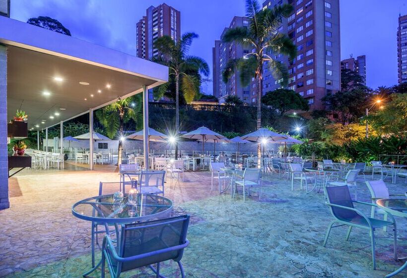 هتل NH Collection Medellin Royal