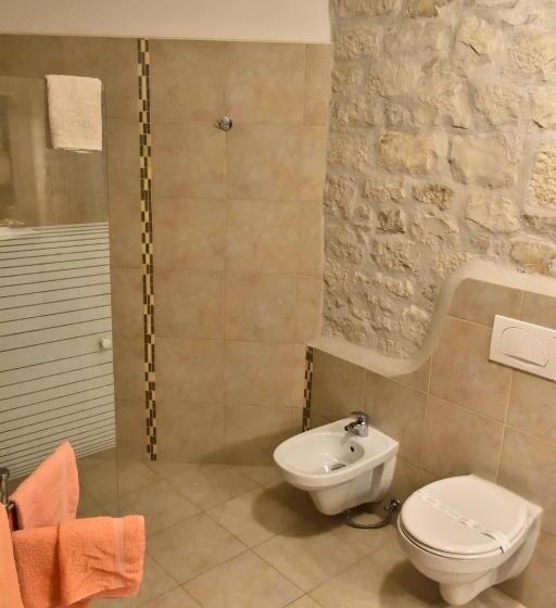 هتل Palace Derossi