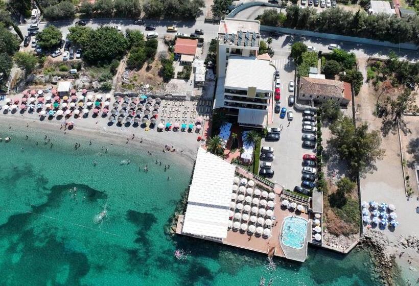 هتل Paradise Beach