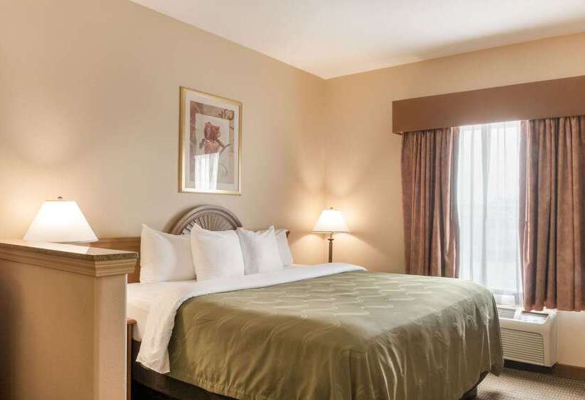בית מלון כפרי Quality Inn & Suites