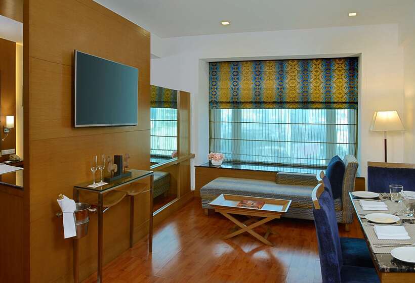 فندق Radisson Mumbai Goregaon