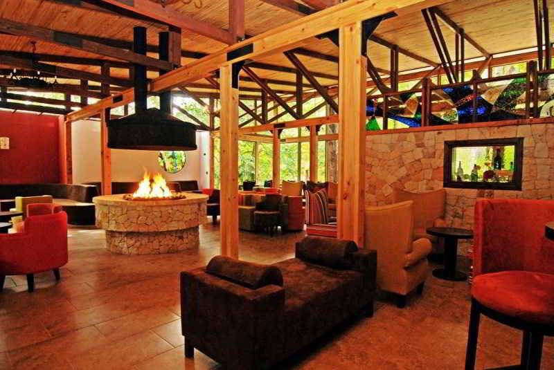 בית מלון כפרי Savegre