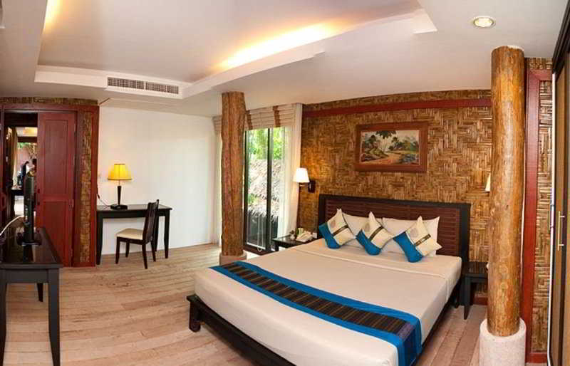 Hotel Somkiet Buri Resort