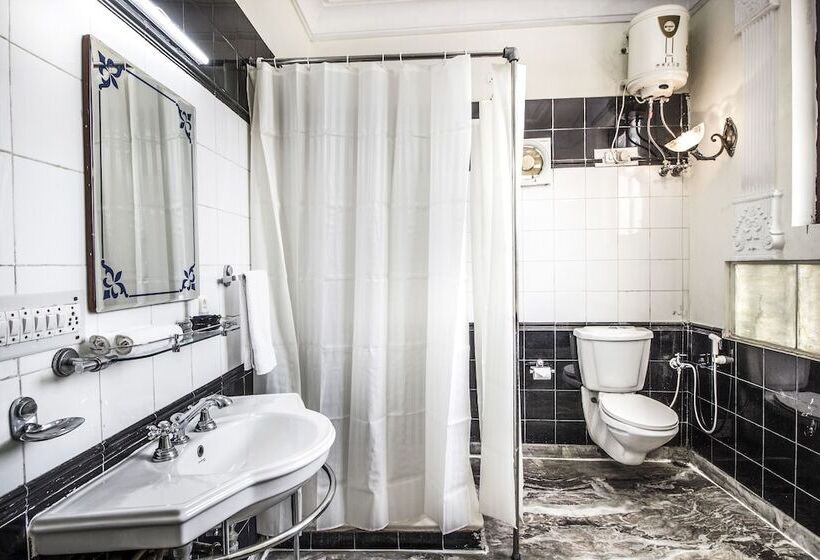 호텔 Sugan Niwas Palace