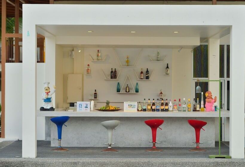 هتل The Briza Beach Resort, Khao Lak Sha Extra Plus