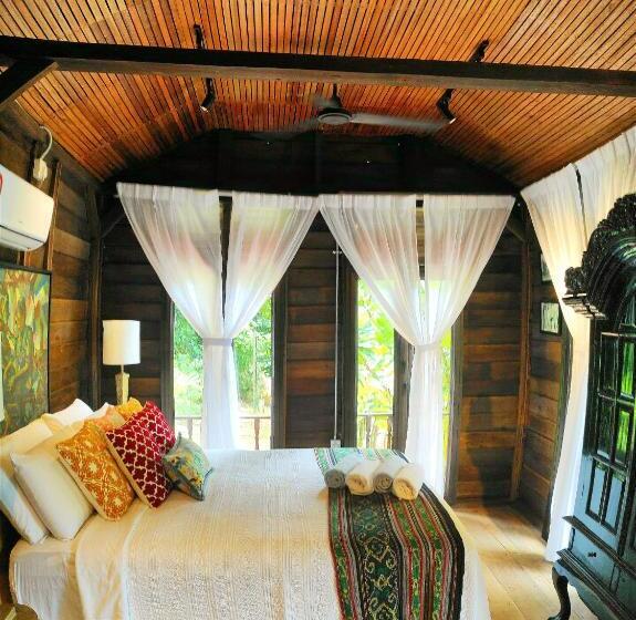 تختخواب و صبحانه S`ekar Pinang Langkawi