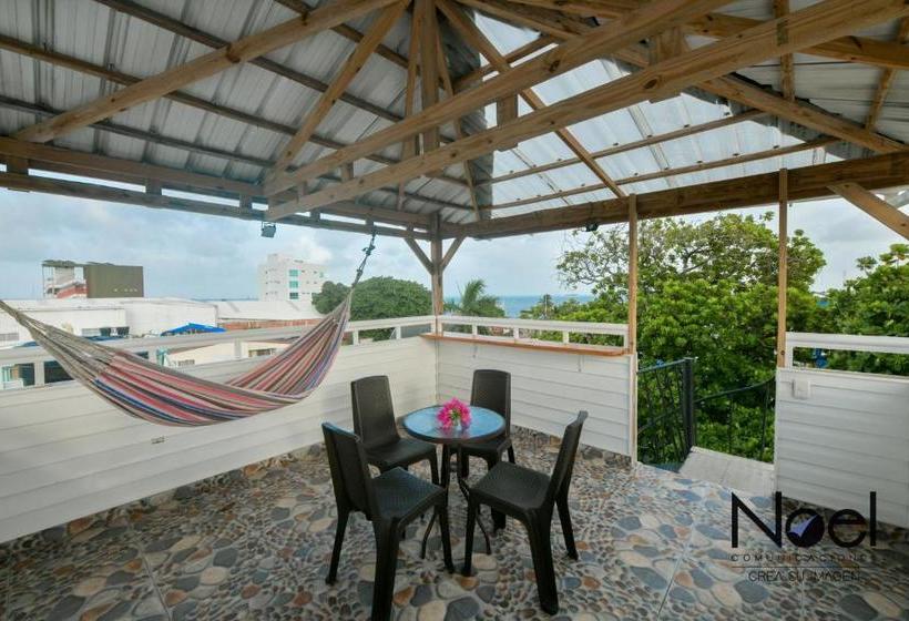 هاستل Posada J&j Forbes   1