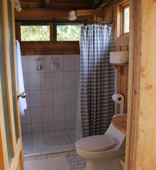 ベッドアンドブレックファースト The Lodge At Reventazon River Mountain Ranch