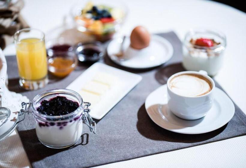 B&b Hotel Mirabel