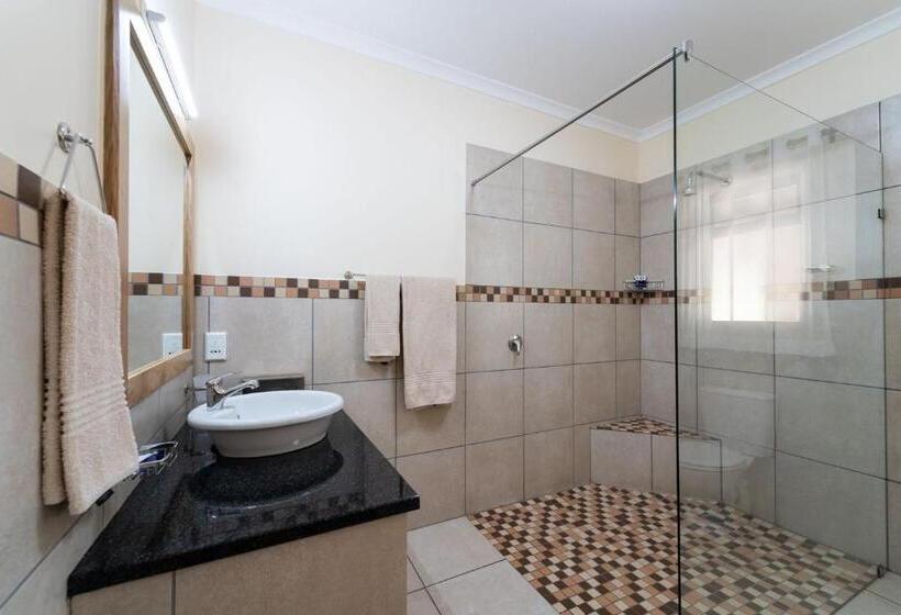 Gooderson Drakensberg Gardens Golf & Spa Resort