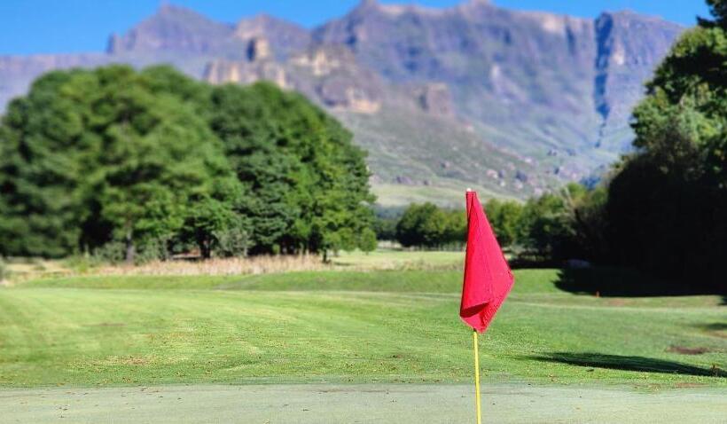 Gooderson Drakensberg Gardens Golf & Spa Resort