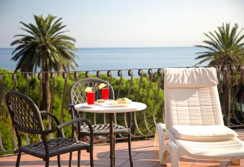 فندق Villa Flora