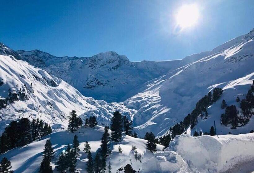 بنسيون Haus Gfall