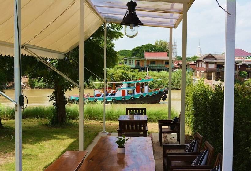 پانسیون Home Ayutthaya
