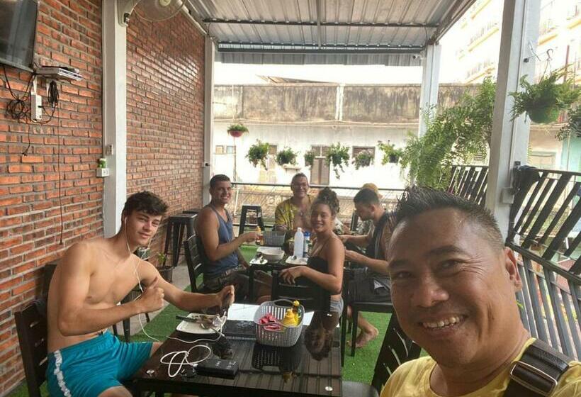 Tt Hostel