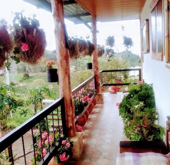 مبيت وإفطار Finca Renacer