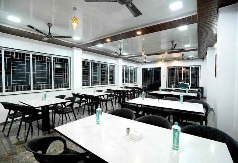 호텔 Fintastic Beach Resort